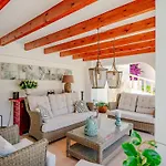 Charme By Interhome *